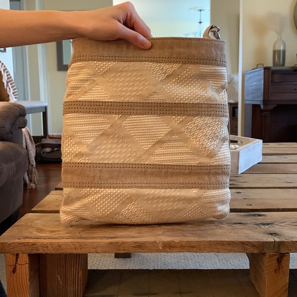 Tom’s boho bag in excellent, used condition. - Picture 3 of 4